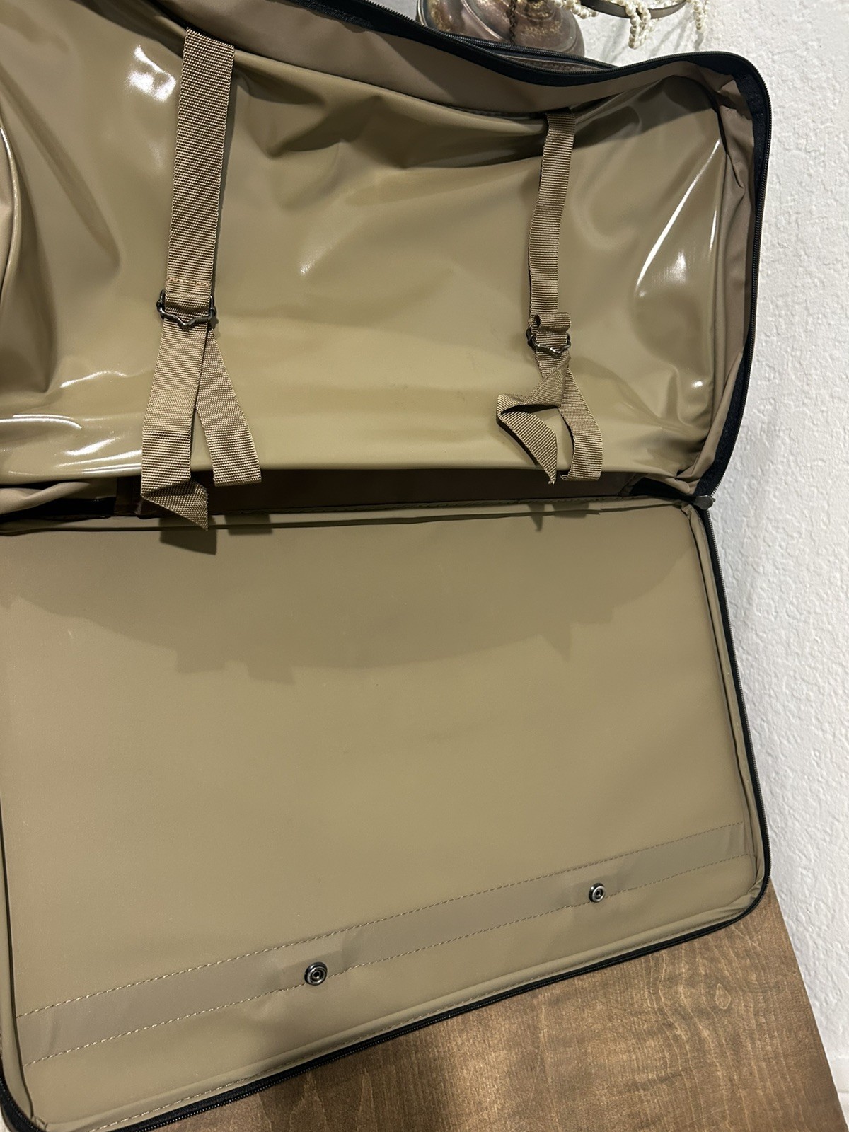 Atlantic Men’s Messenger Briefcase Bag Tan Canvas/ Brown Leather