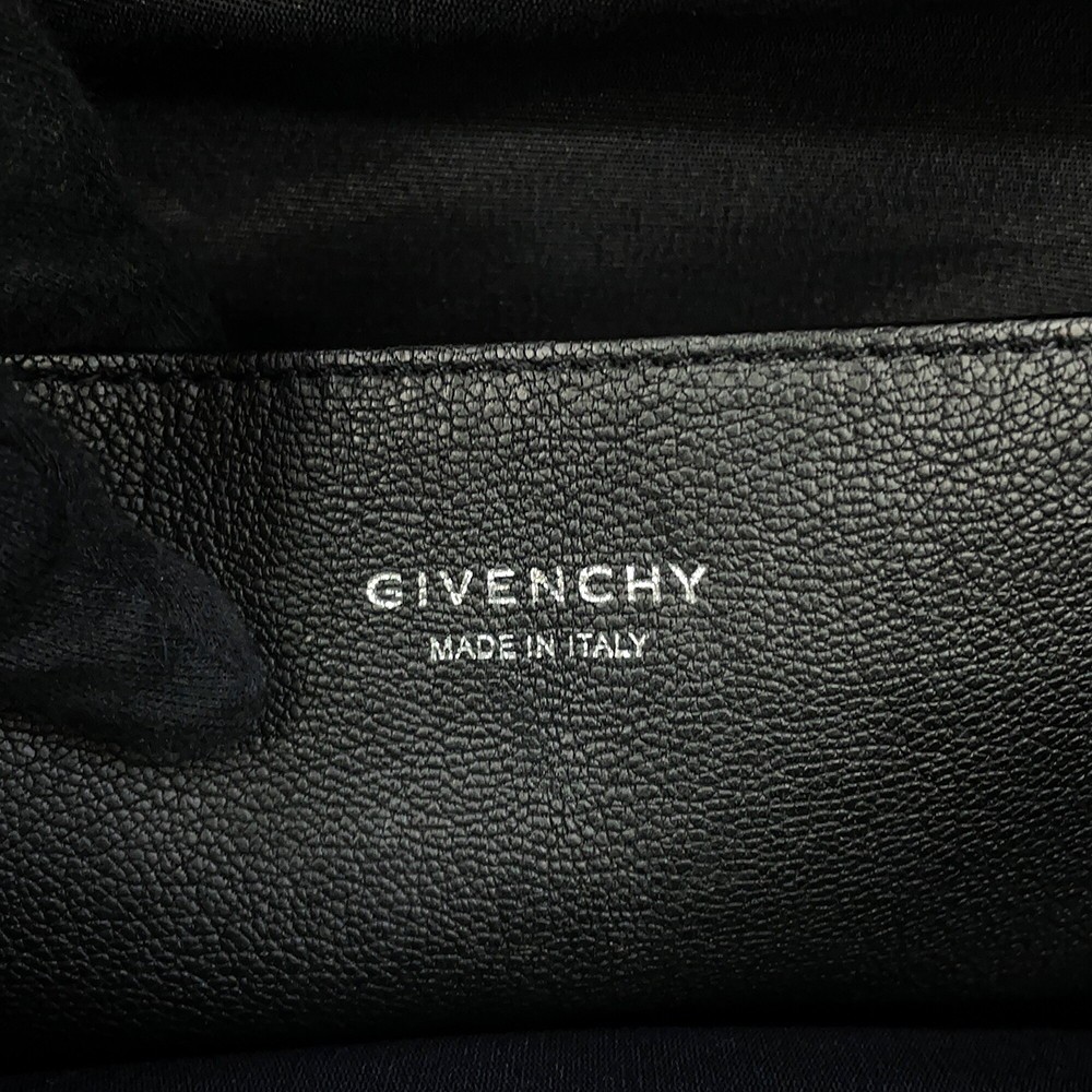 Givenchy Antigona Padlock Soft Tote Bag Size Large Leather Black BK508DK154-001