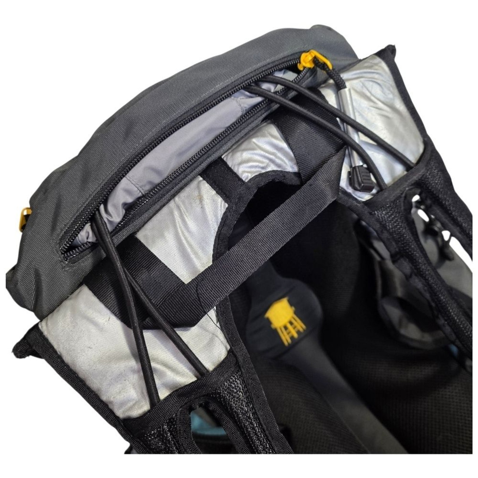 Brooklyn Industries Travel Backpack Carry On Hiking Laptop Gear Built-in hood