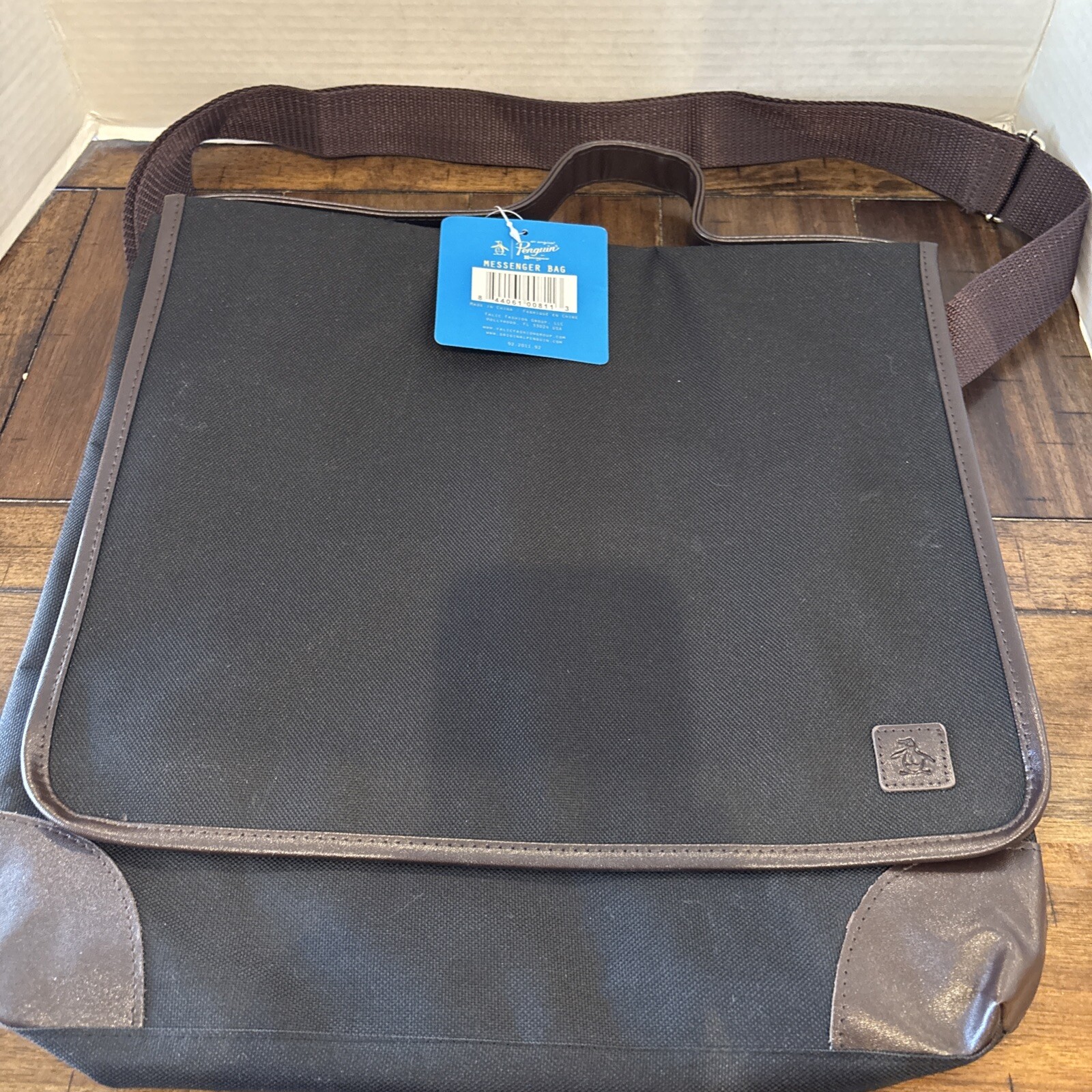 Original Penguin Messenger Bag