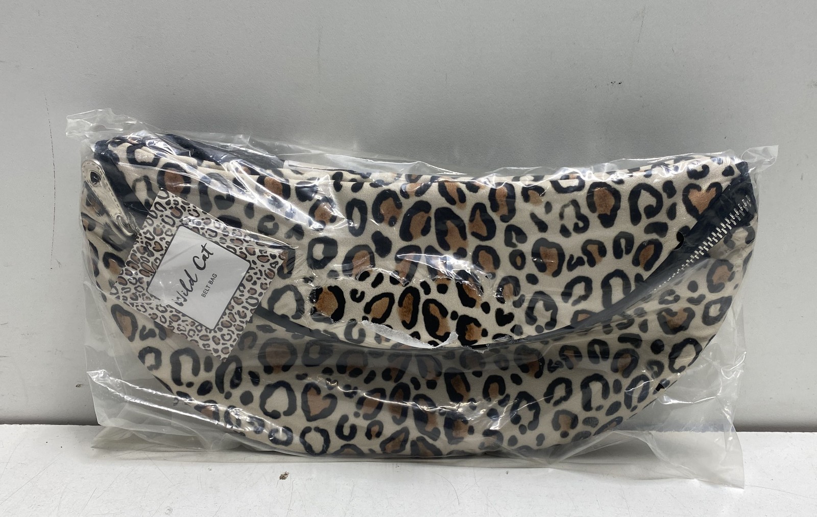 Wild Cat Leopard Print Belt Bag Fanny Pack Waist Bag New Sealed D30294