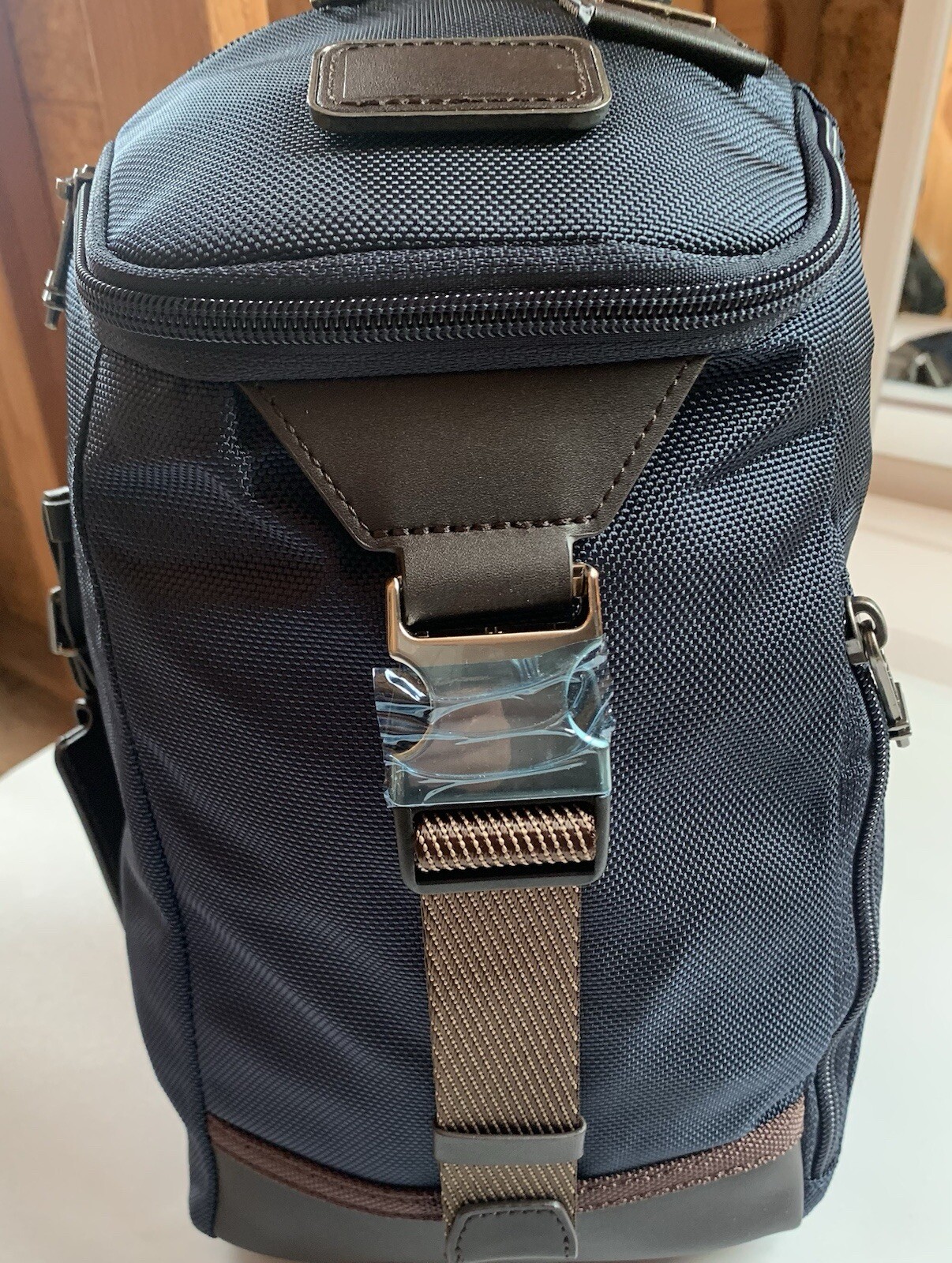 Tumi Alpha Bravo Woodland Sling/Backpack. Style NWOT $345 NAVY