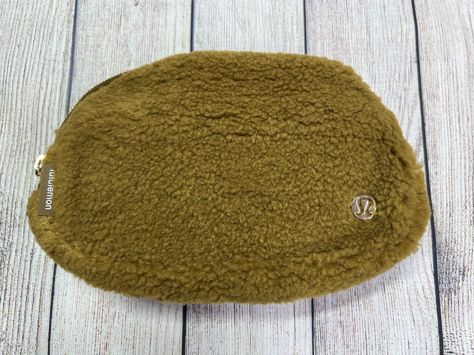 Lululemon Everywhere Belt Bag Fleece Burnt Caramel Sherpa 1L Teddy Bear