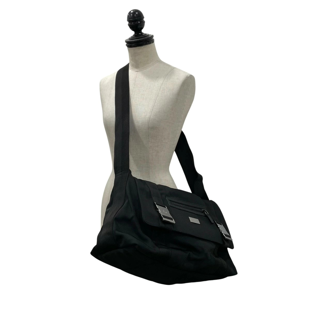 GUCCI Black Leather Shoulder Bag 45cm x 24cm x 17cm Excellent Condition