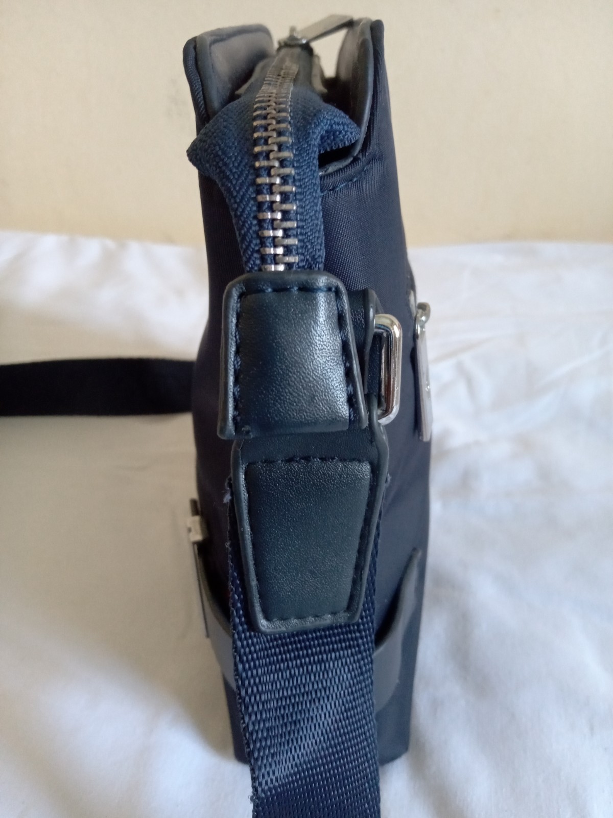Giorgio Armani men’s shoulder bag