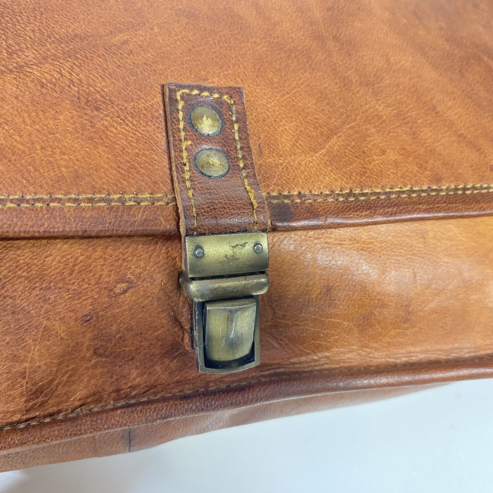 #Authentic KOMAL’S PASSION LEATHER Crossbody Messenger Breifcase