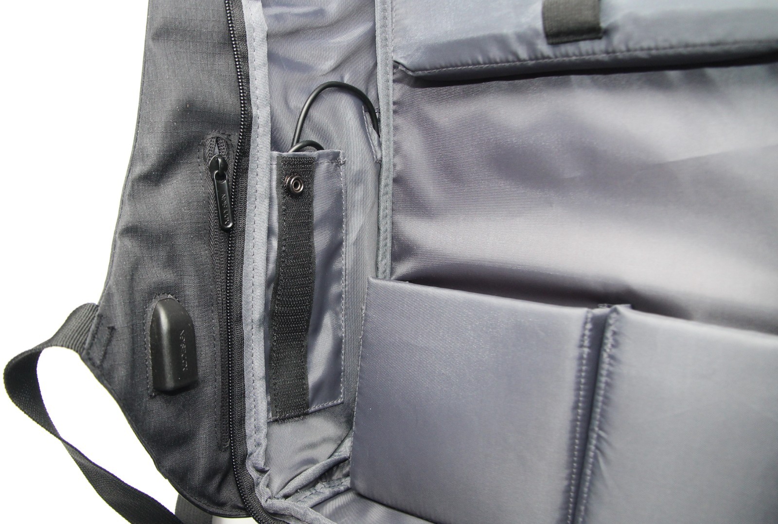 XD Design Bobby Original Anti-Theft Black Laptop Backpack w/Advertisement