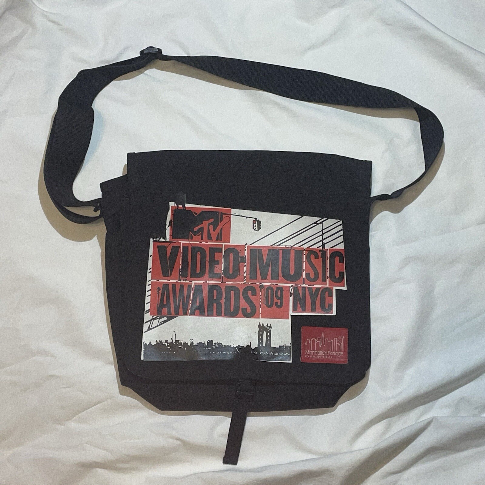 Manhattan Portage 2009 MTV Video Music Awards Shoulder Bag Crossbody RARE Authen