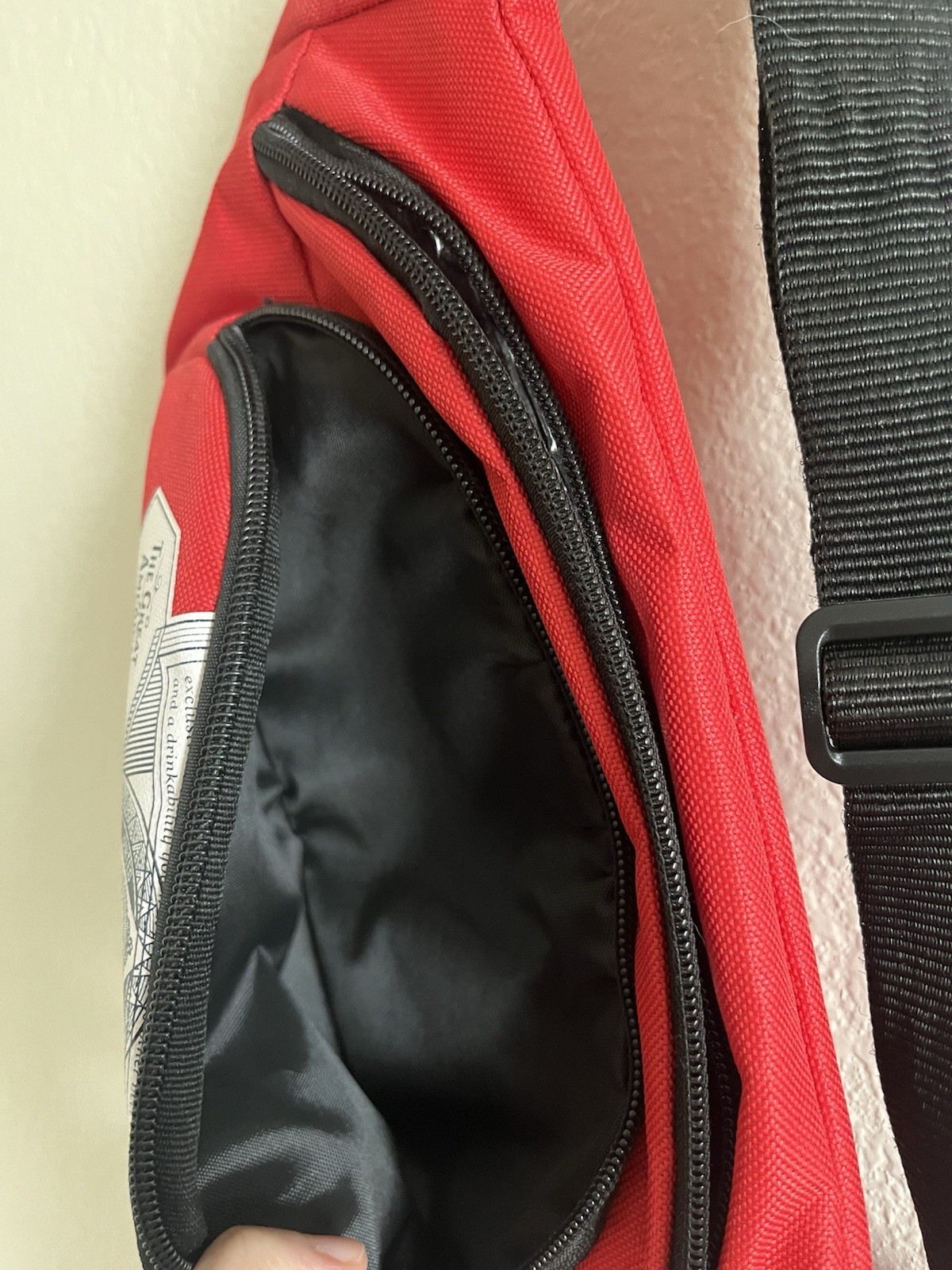 Budweiser NWT Fanny Pack Insulated Cooler Belt Bag Red Black NEW