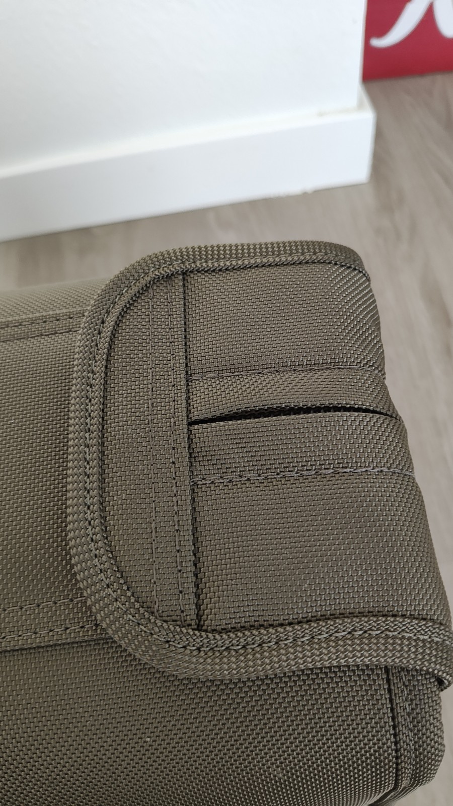 Very Good Briggs & Riley Baseline Wardrobe Bag Suitcase Special Travel Business