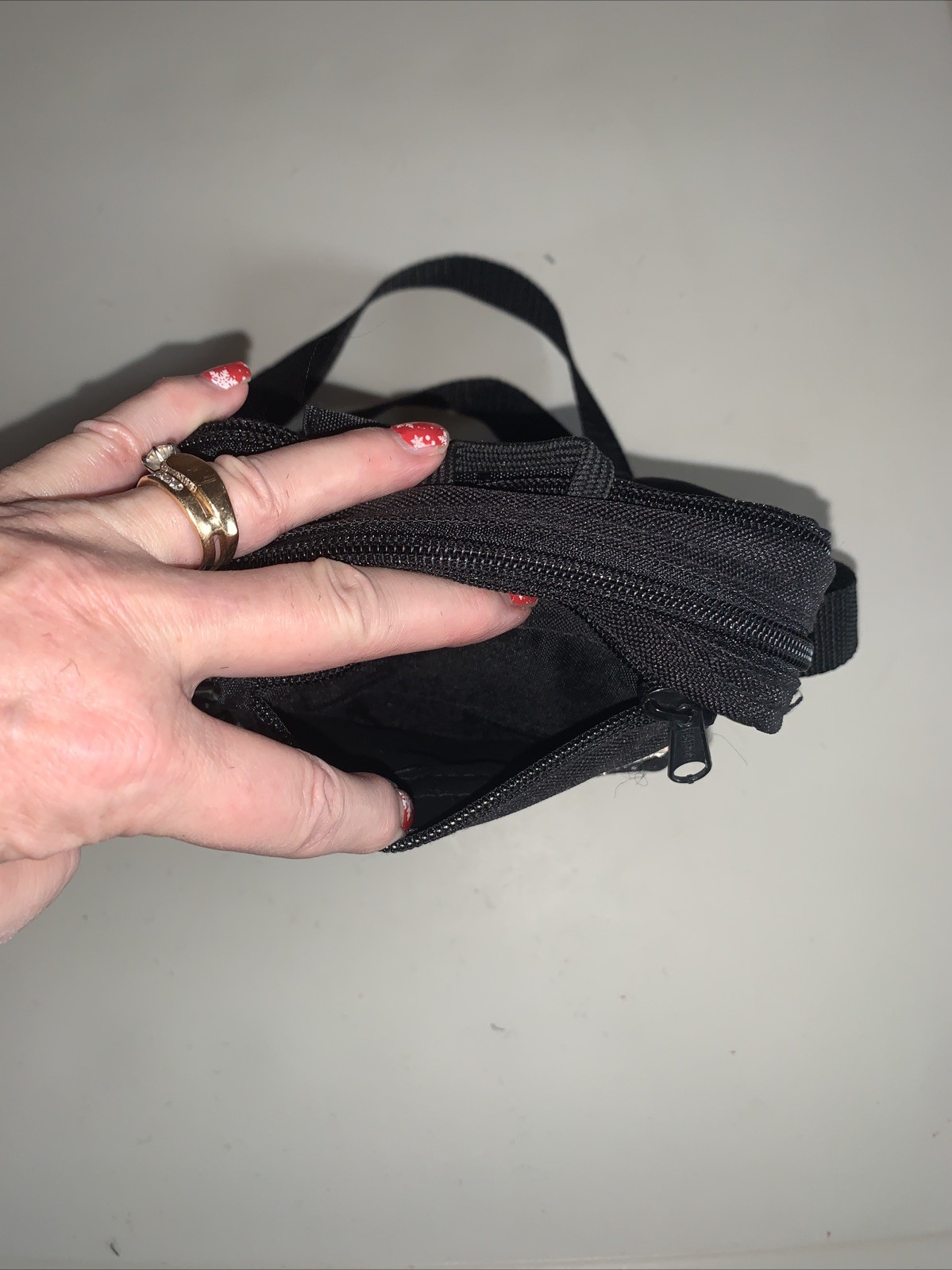 East Sport Bag Travel Pouch Multi-Pocket Nylon Black B5 Camera Bag Compact
