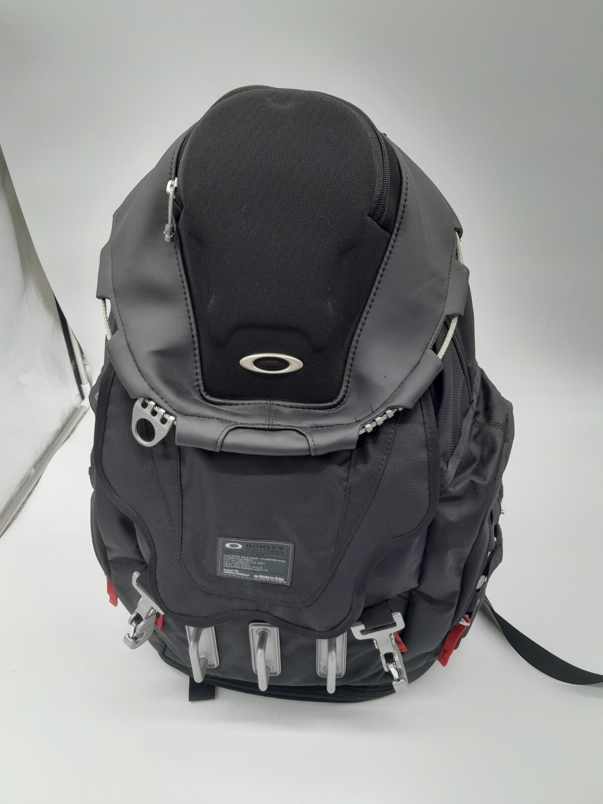 Oakley 34L Kitchen Sink Backpack – Black (92060AODM)