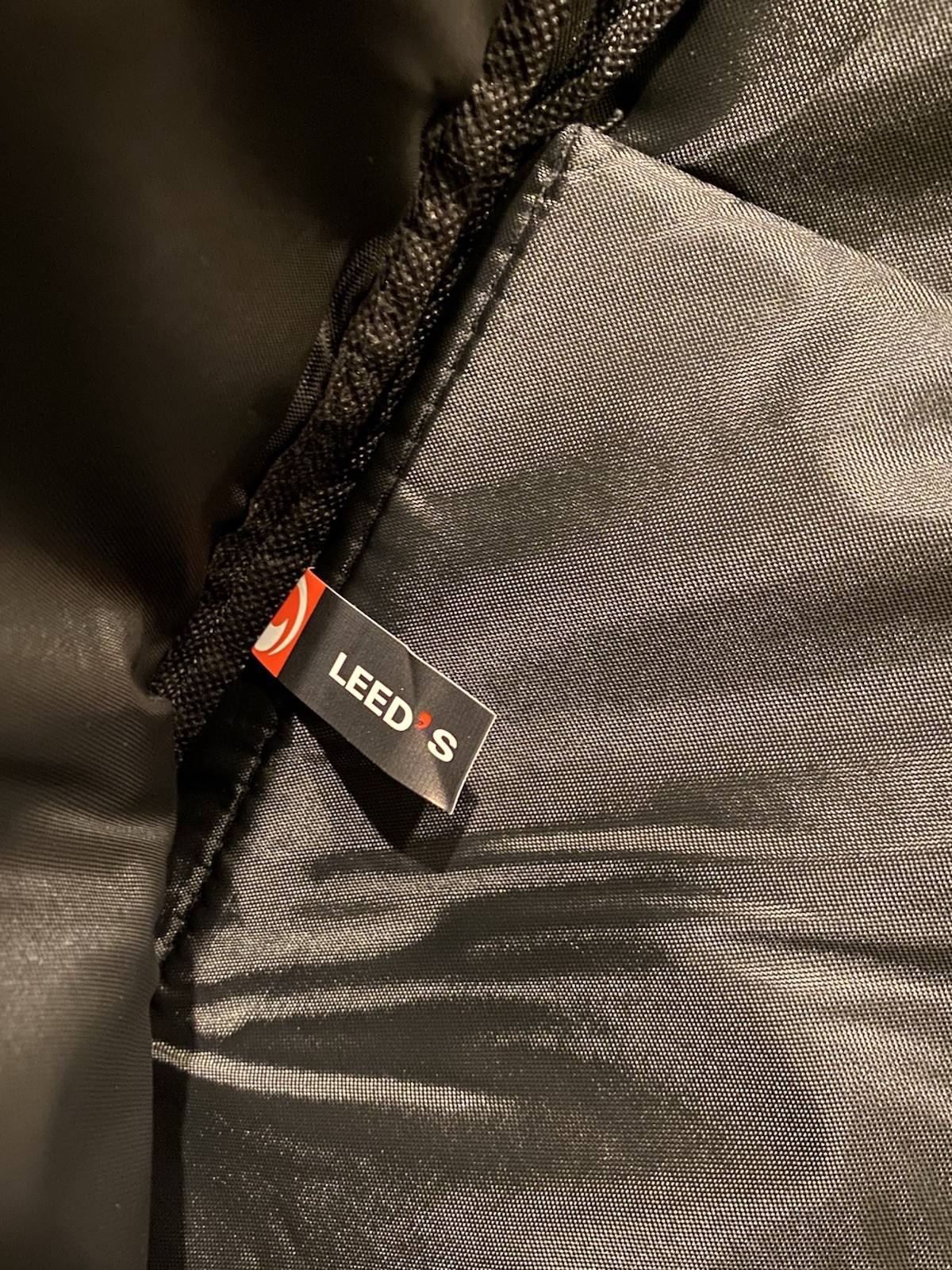 Leed’s Grey/Black Apple Backpack With USB Port/cable