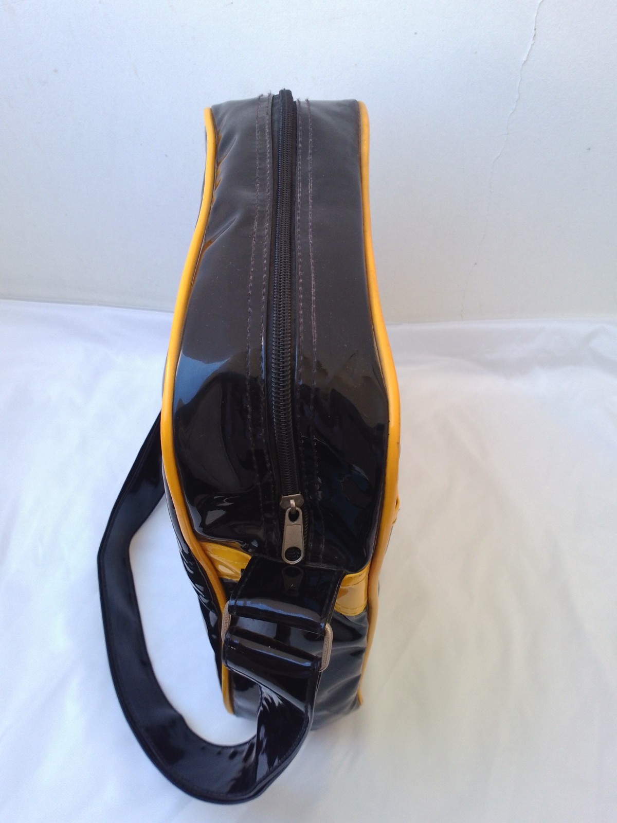 Frankie Garage Black Yellow Crossbody Shoulder Bag Messenger Casual Travel Bag