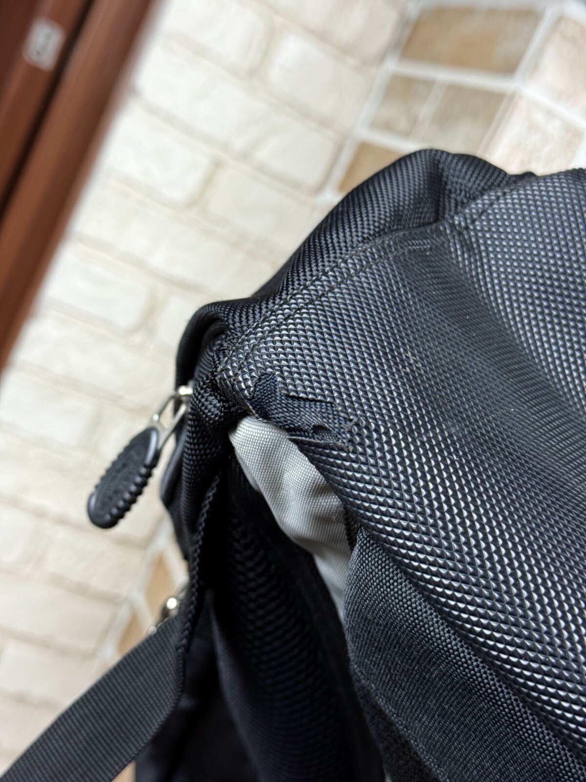 Oakley Software Vintge Black Multipocket Backpack Bag