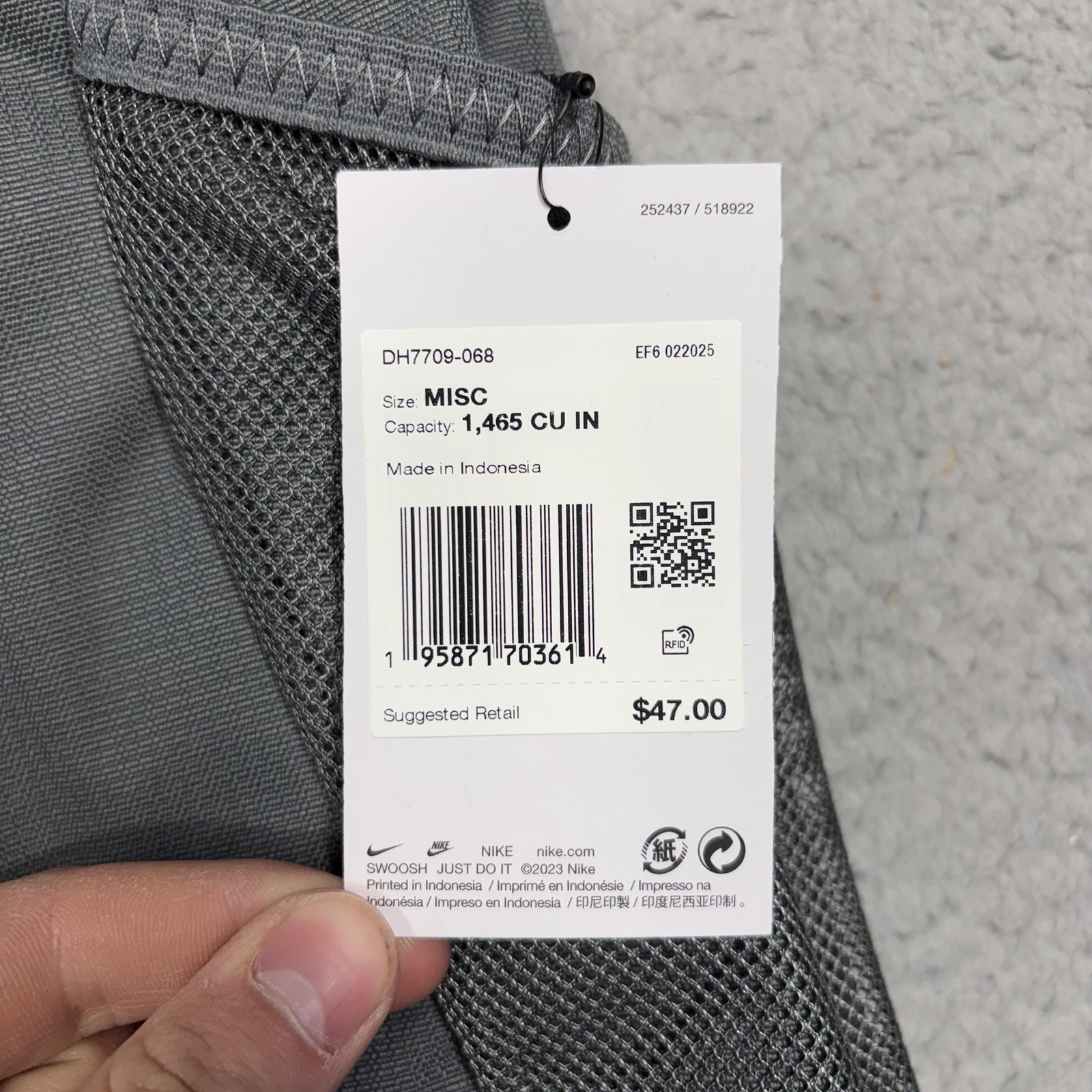 Nike Brasilia 9.5 Medium Backpack 24L Grey Black White Bag School Gym DH7709