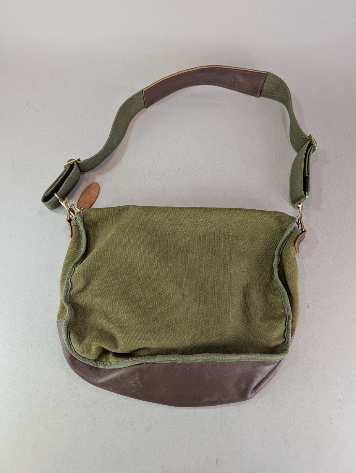 Vintage Boyt DUCKS UNLIMITED Canvas Leather Crossbody Hunting Game Bag Messenger