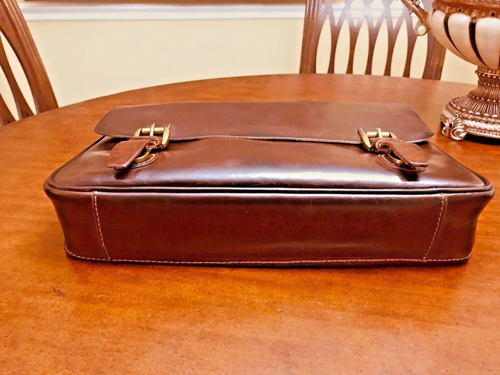 FOSSIL Burnished Leather Briefcase / Messenger Bag / Postal Bag- ARCHIVE EDITION