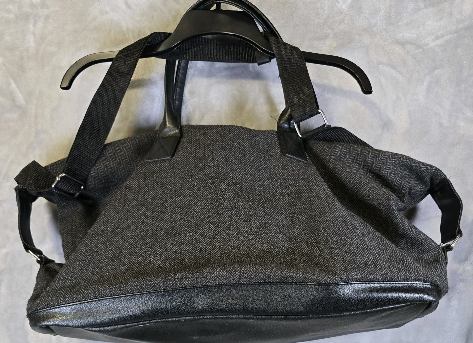 John Varvatos Gray Fabric Black Leather Trim Handles Duffle Bag – Fair
