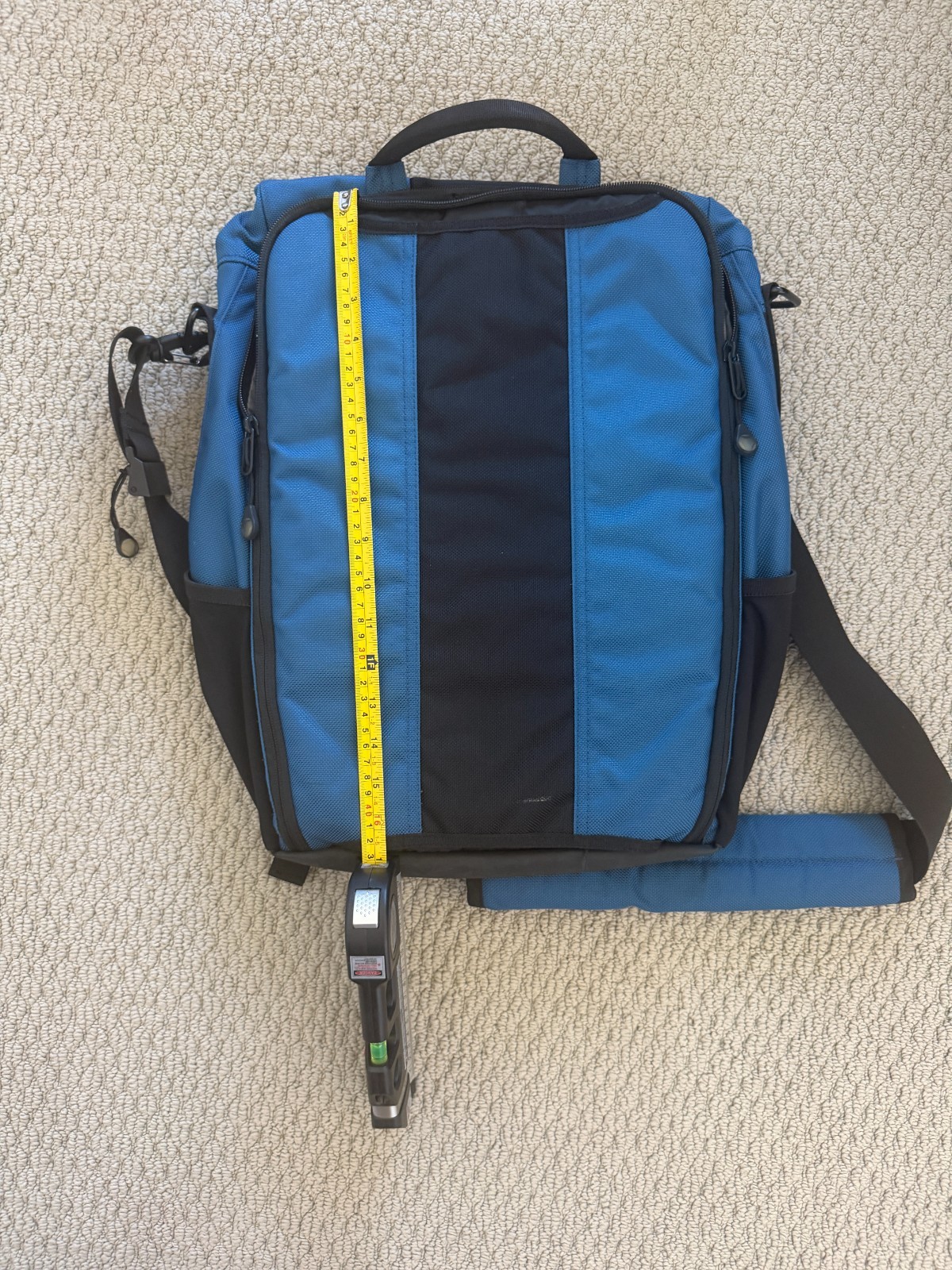 Timbuk2 Vertical Blogger Padded Messenger Laptop Bag Tote Shoulder Navy Gray