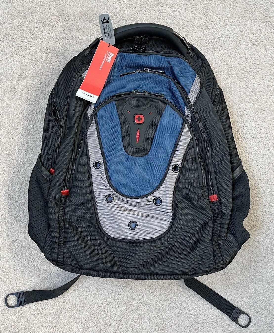 Swissgear Ibex Backpack for 17″ Laptop Navy Blue Red Black NEW WITH TAGS