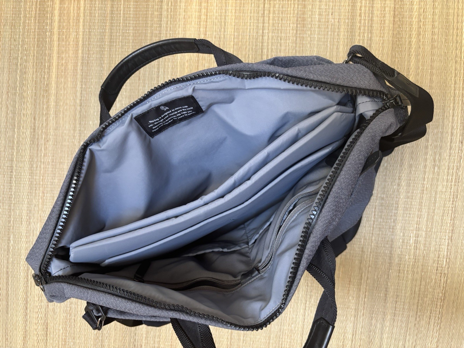 Bellroy Work Messenger Bag Gray Expandable 14L