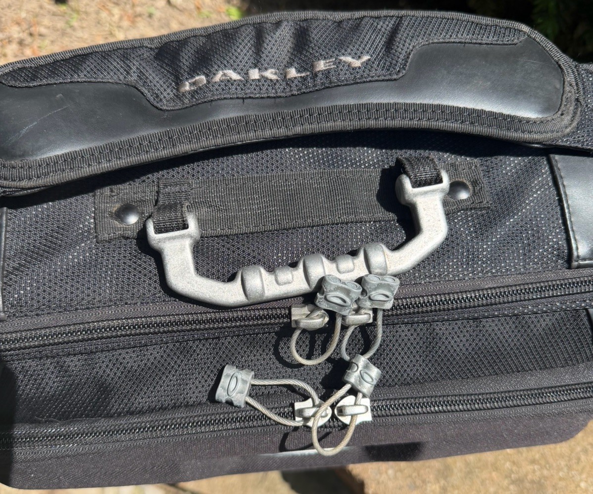 Oakley Tactical Field Gear Messenger Bag Black Utility Commuter Laptop