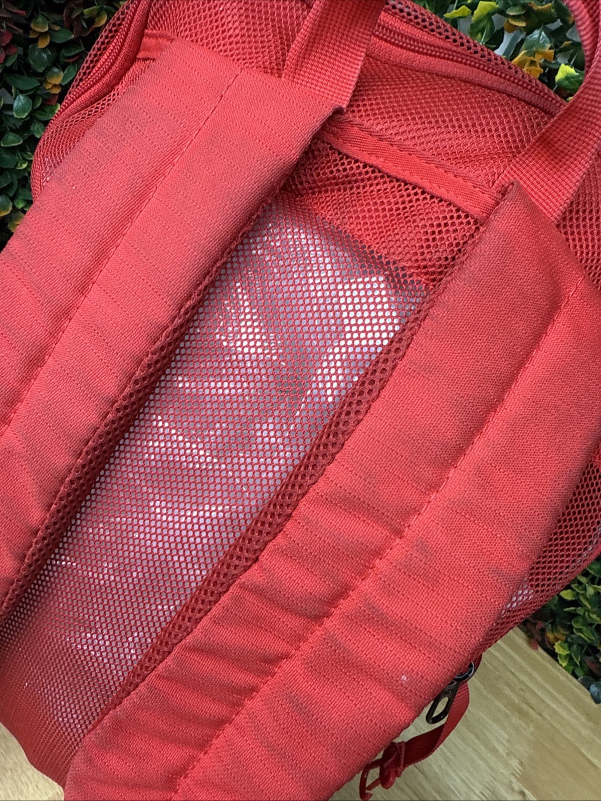 Nike Brasilia Mesh Backpack Color Sports Training Bag Swoosh BA6050-657 Red USED