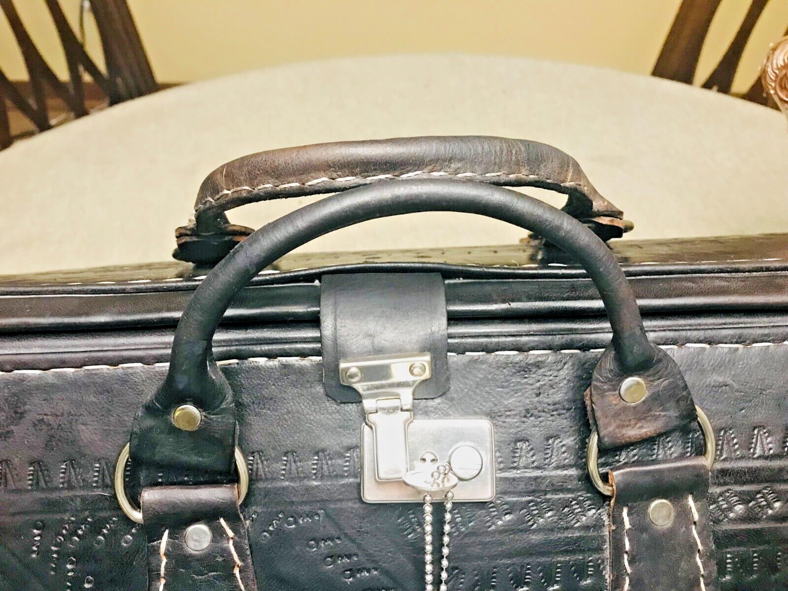 1930s Leather Gladstone Bag / Briefcase / Travel Bag / Messenger Bag – Spain