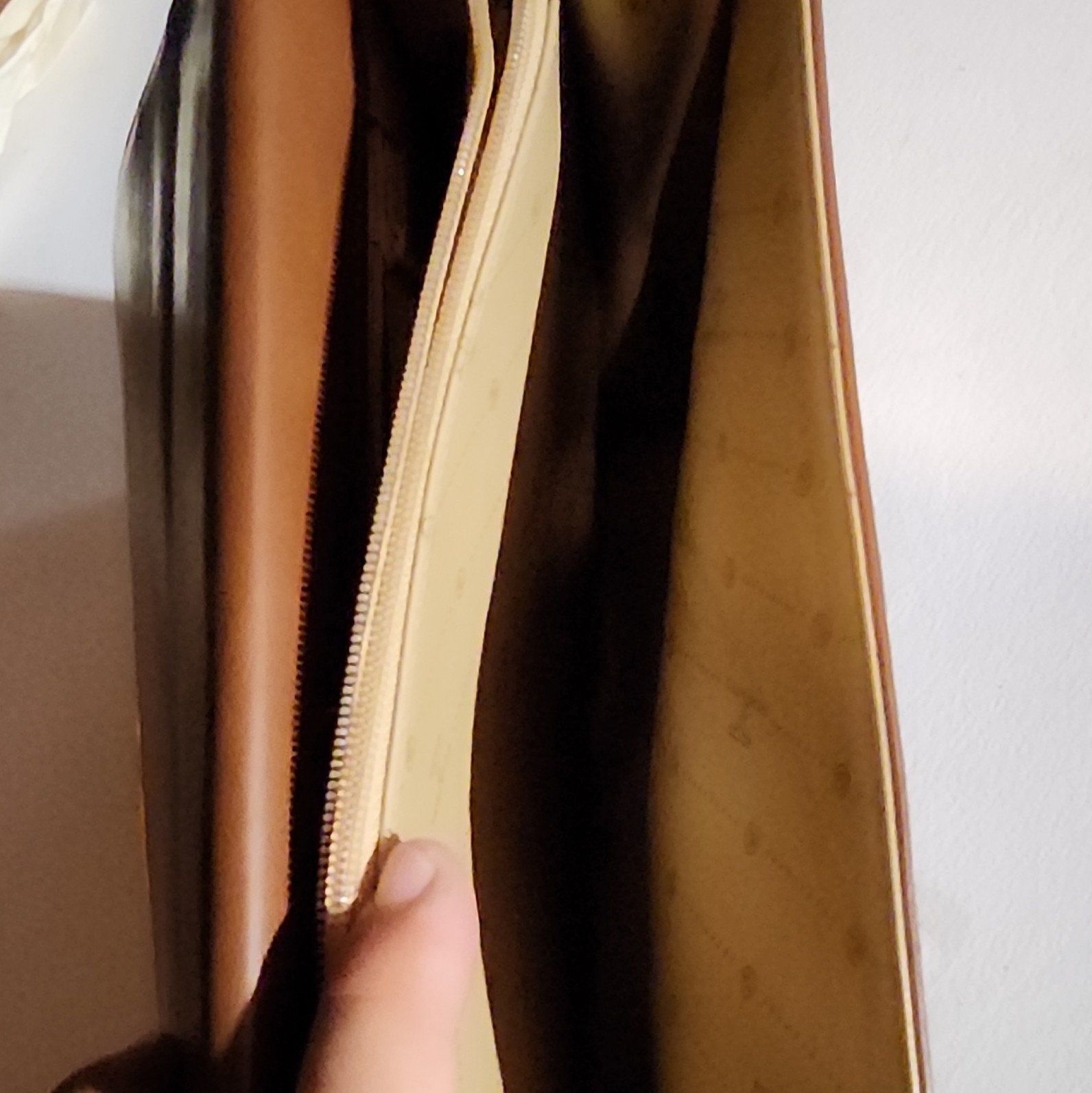 Pereftto Brown Men’s Briefcase/Document Case Push Lock, Strap, Pockets
