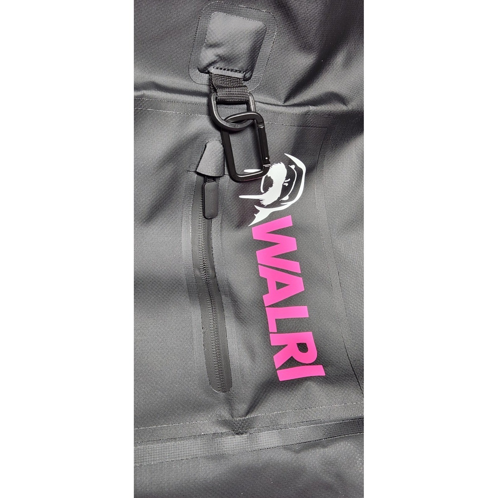 20L Waterproof day pack for Sports, Surf, Turf and Dirt (Black) – NEW