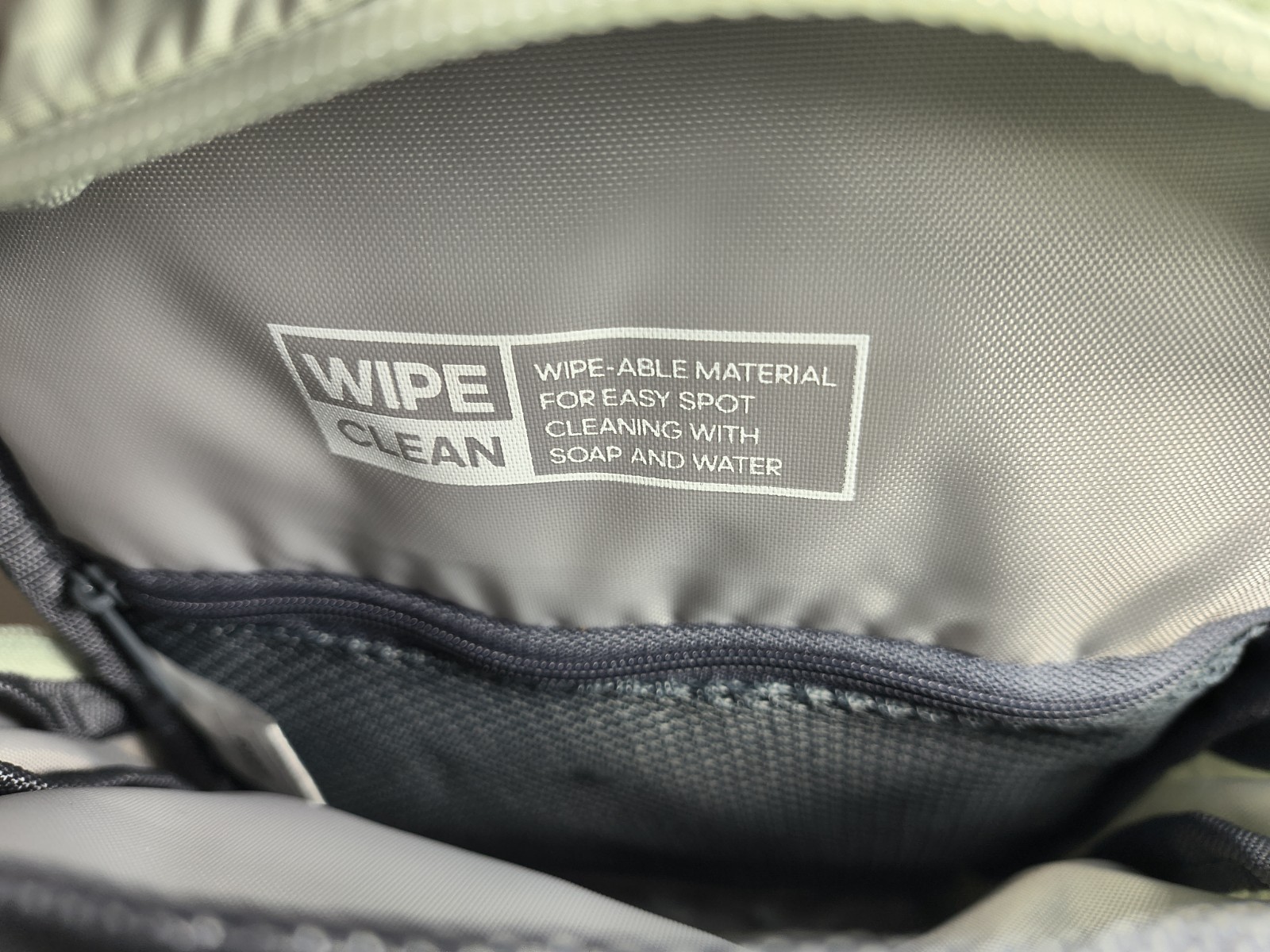 Adidas / ESSENTIALS 2 SLING CROSSBODY Bag / Linen Green / IU9276 / Unisex