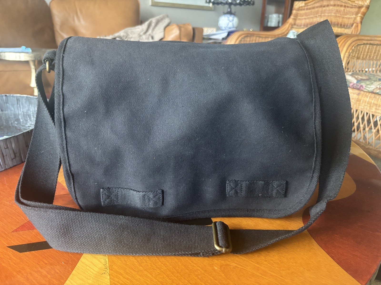 Messenger Bags Heavy Canvas lots of Zippers, Hook and Loop closure ,High Quality