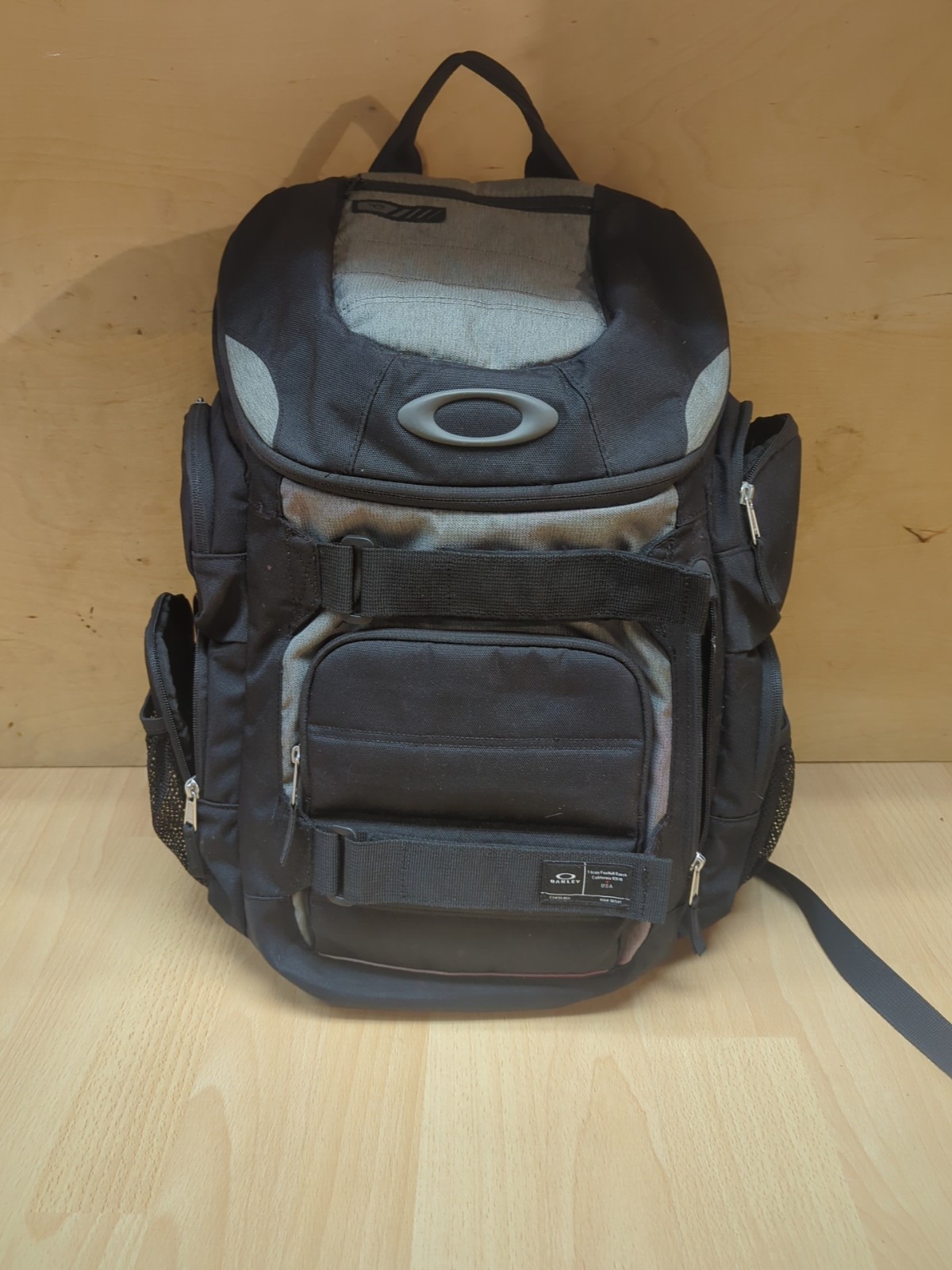 Oakley Backpack Tactical Field Gear Black Gray