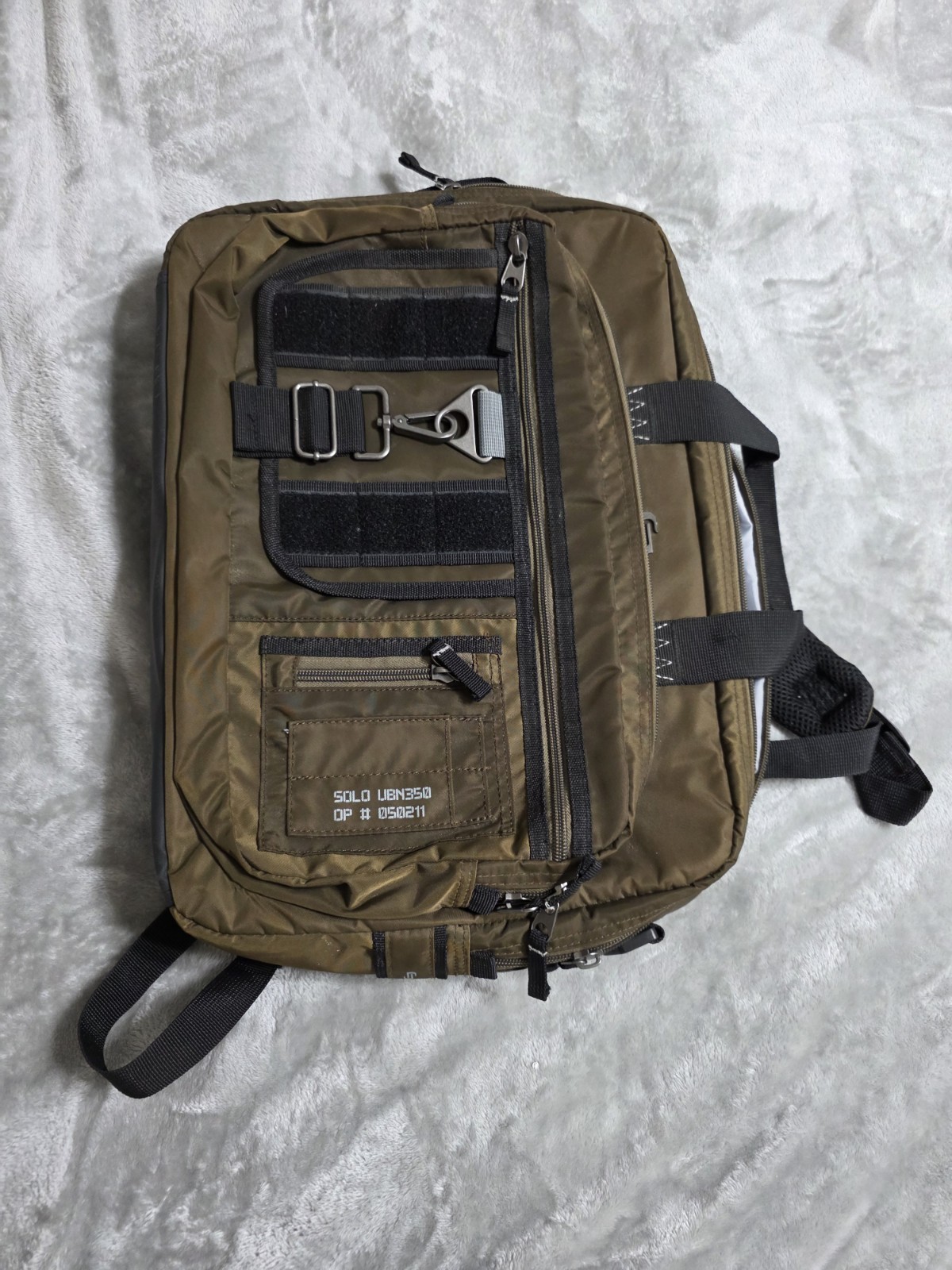 Solo New York Zone Laptop Briefcase/Backpack Hybrid Khaki Nylon (UBN350-3)