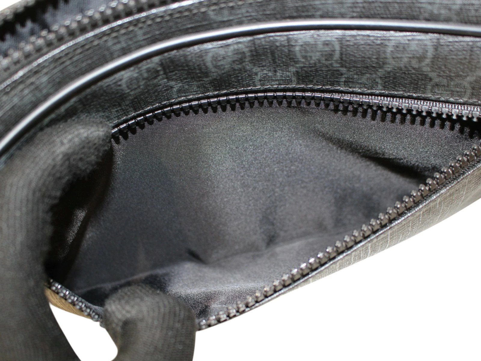 Gucci Clutch Bag 162784 GG Supreme Black PVC Leather Standard Gift