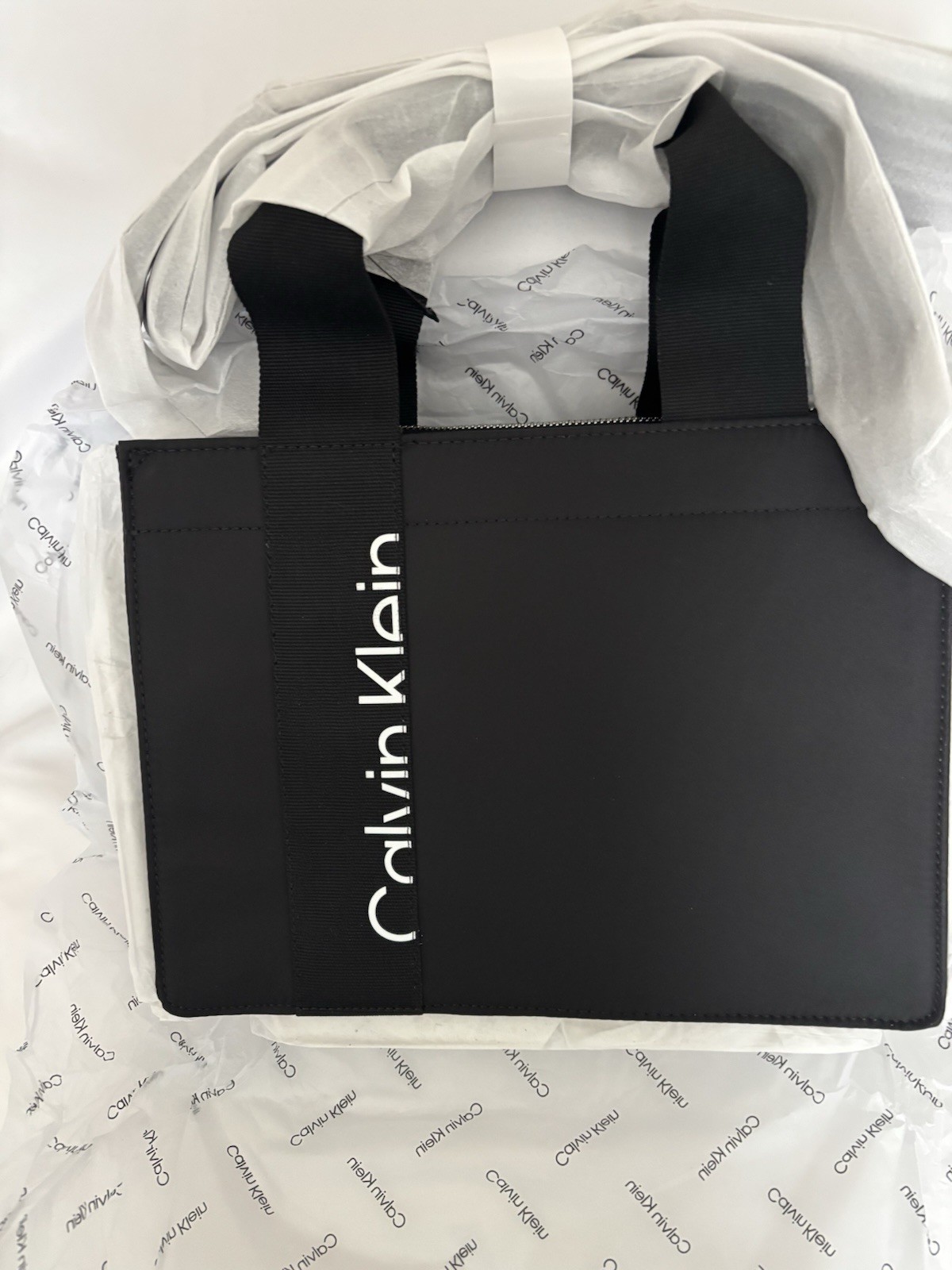 Calvin Klein Havana Sport Tote Bag Black Zip Top Handle Unisex Adults Medium