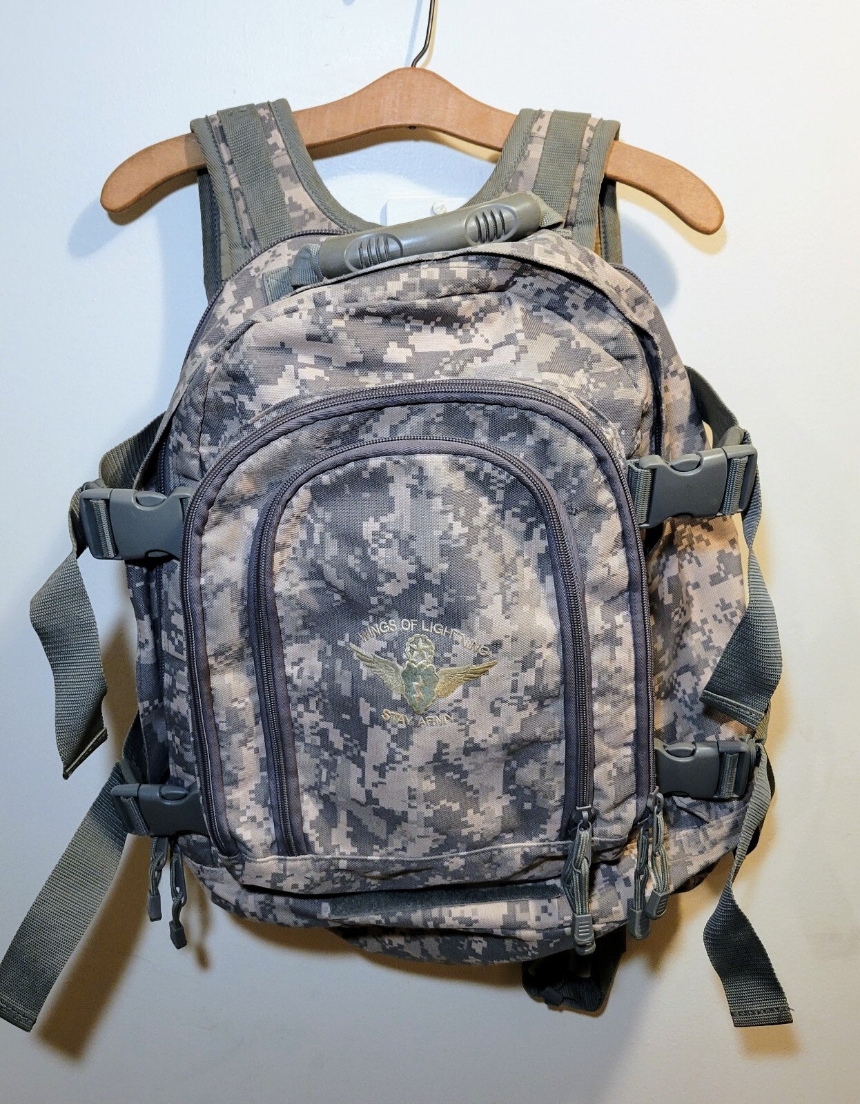 Tactical Move Out Bag & Travel Bag X-Large Acu Digital Camo Bug Out Bag