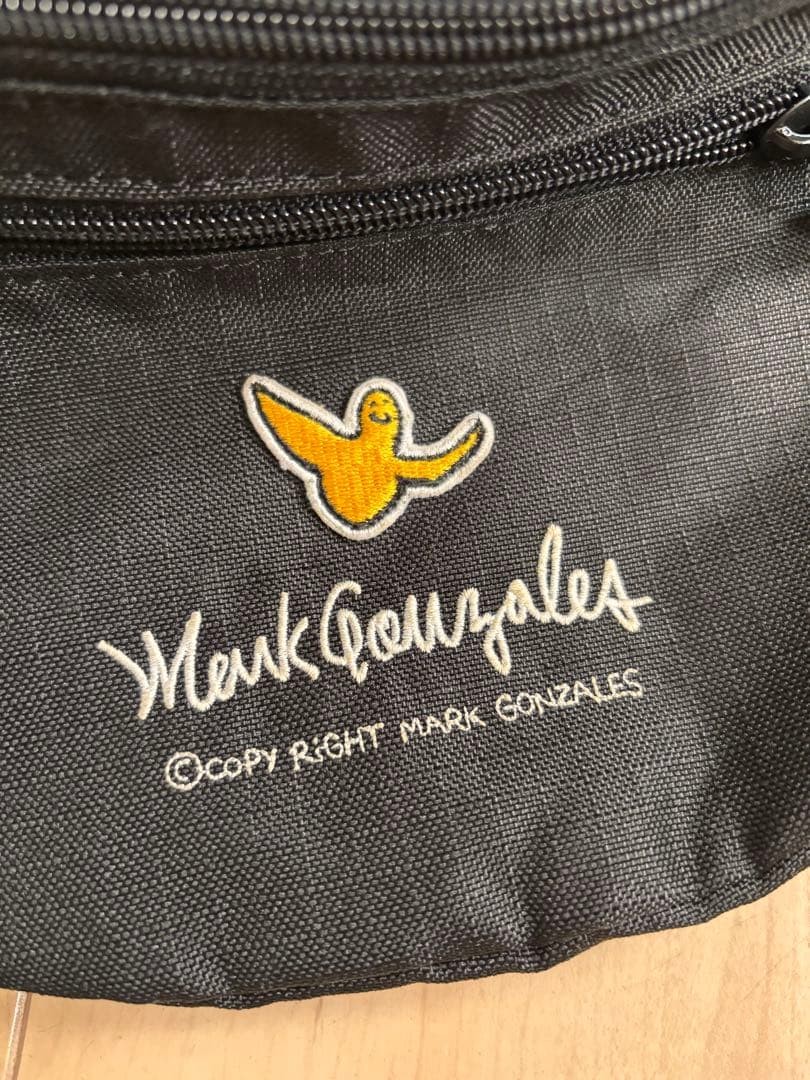 Mark Gonzales Body Bag Black – Pre-Owned Fashion Accessory