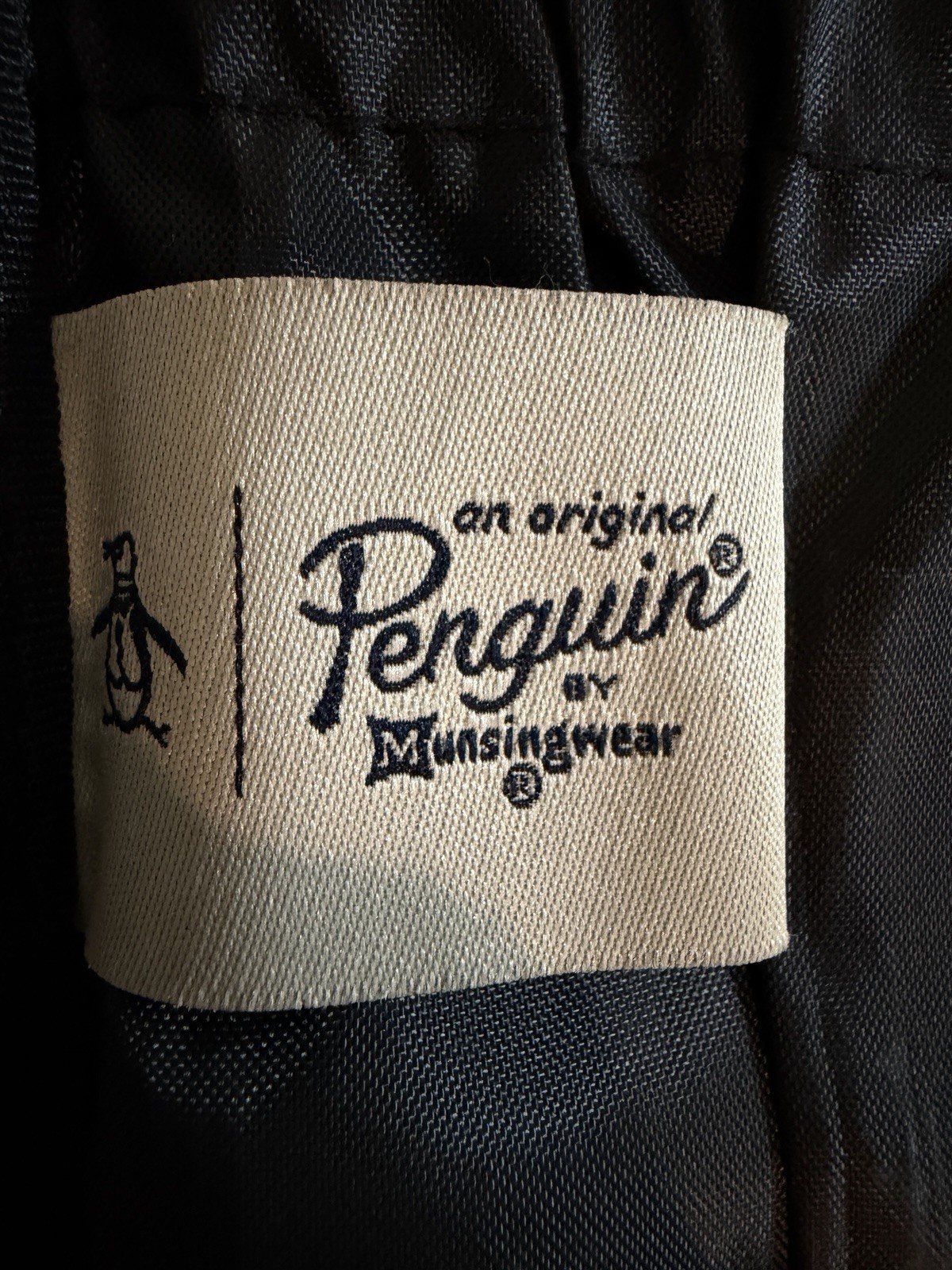 Original Penguin 3 Pocket Ripstop Sling Bag Messenger Bag Black New WOT 🏷️