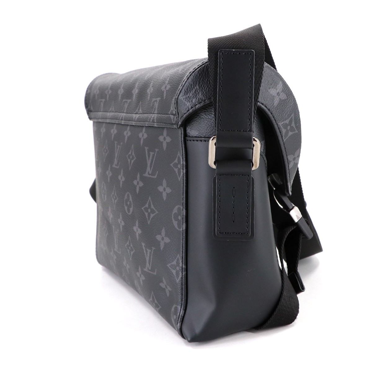 LOUIS VUITTON Monogram Eclipse Messenger Voyage PM Shoulder Bag M40511 90313089