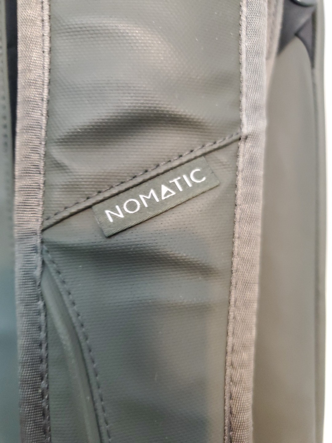 Nomatic Travel Pack 20L, Expands to 30L, Olive Color, Good Condition, $349 Value