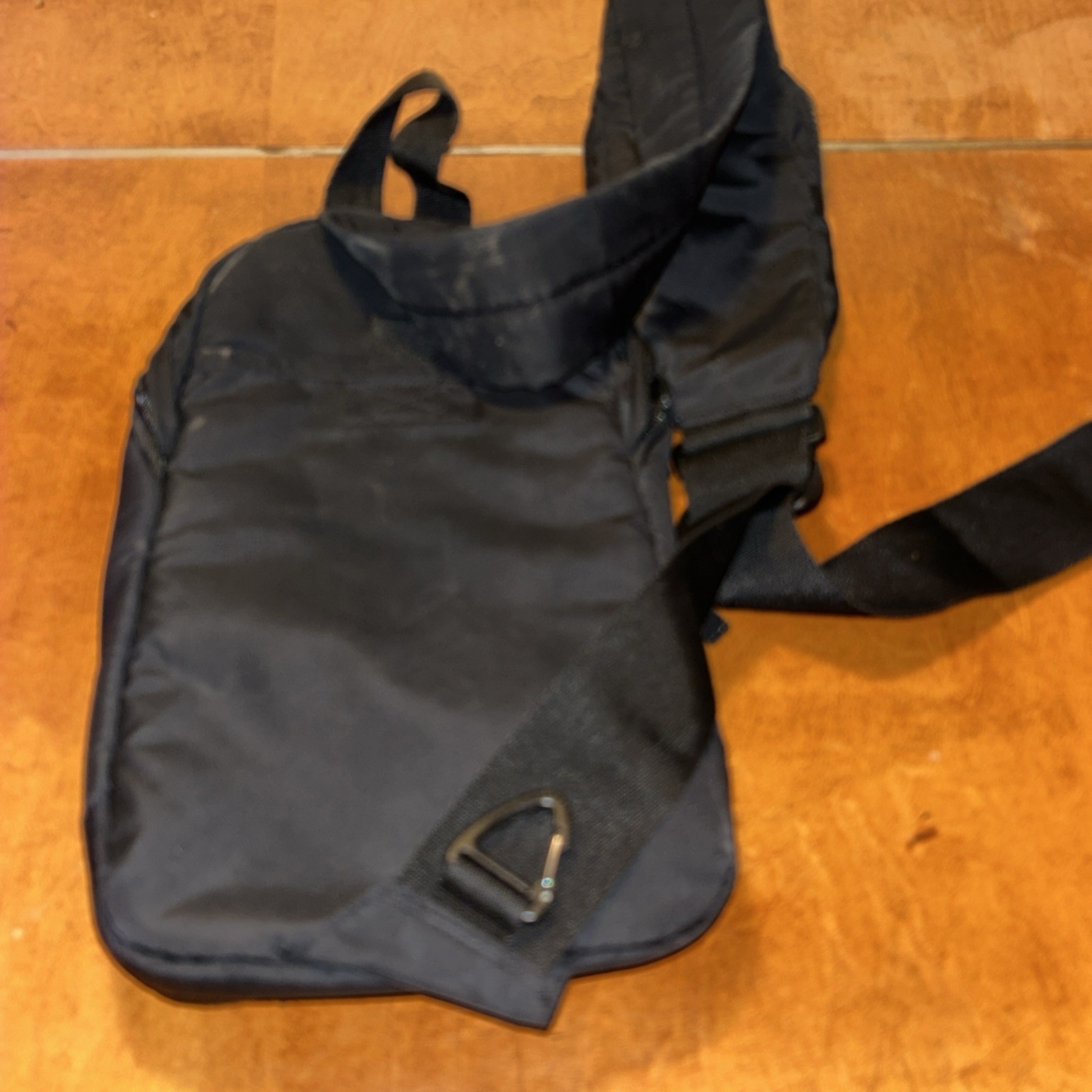 Adidas Unisex Essentials 2 Sling Adjustable Strap Crossbody Bag Black D2
