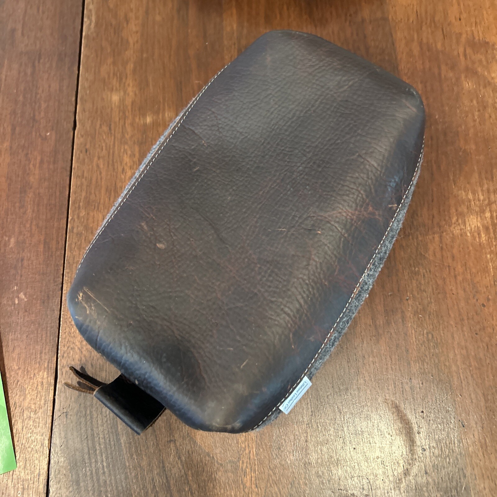 Lifetime Leather Company Felt & Leather Toiletry Bag Dopp kit