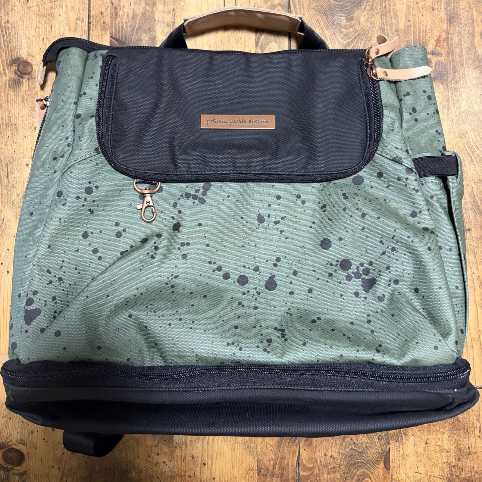 Petunia Pickle Bottom Green Black Splatter Convertible Backpack Tote Zip Pockets