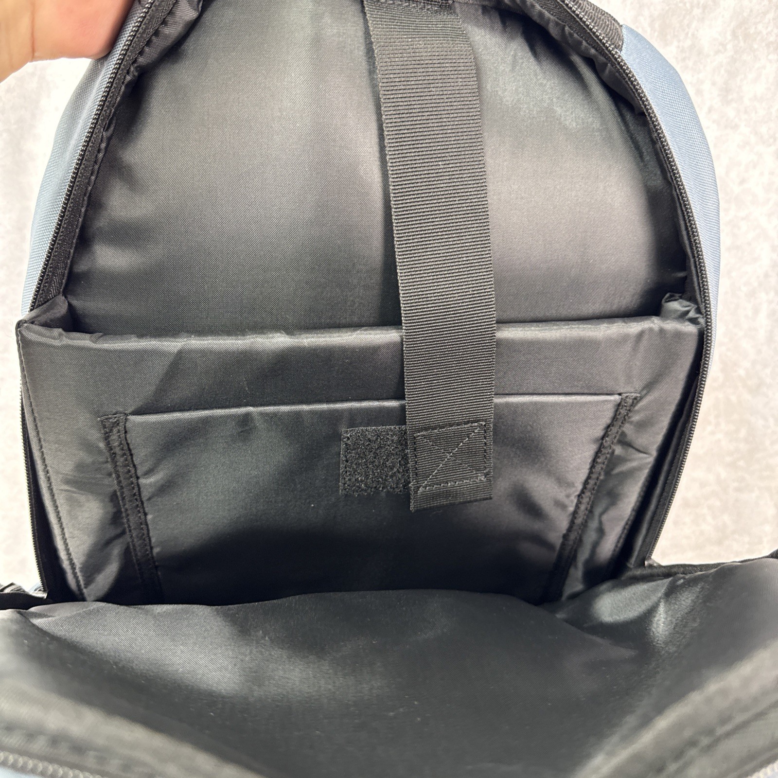 OGIO Pace Pro 20L Backpack Black Laptop Travel Work School Bag NWT • Blue Mirage
