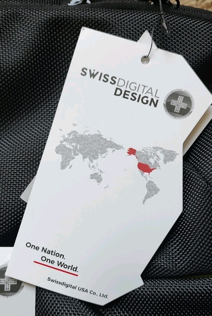 Swissdigital Design Java SE Multi-functional 2-In-1 Travel Backpack/Suitcase