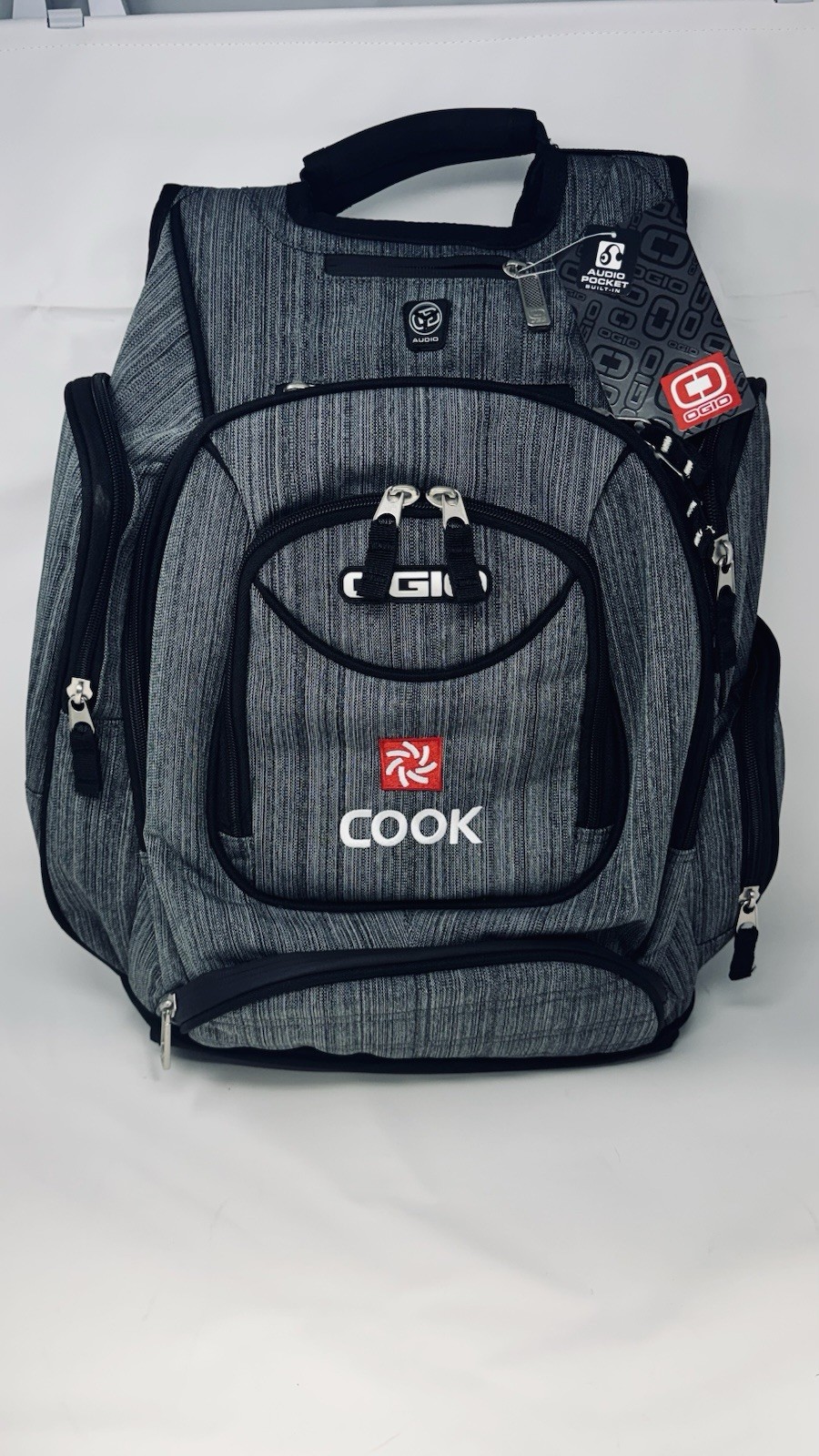 🌟 OGIO Metro Street Black Backpack w/ Audio Tech Laptop Pockets NEW WITH TAGS
