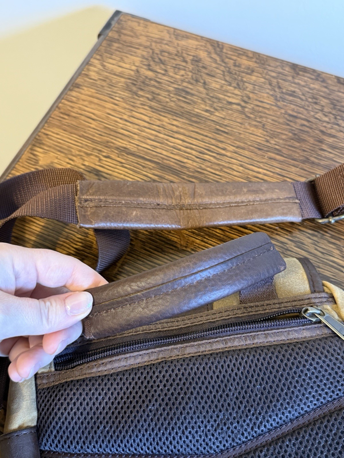 L.L.Bean Continental Field Bag – EUC