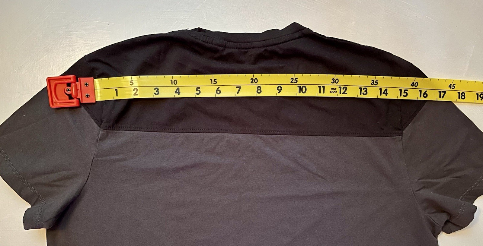 Calvin Klein Liquid Touch Men’s M Gray Black T-Shirt Short Sleeve 100% Cotton